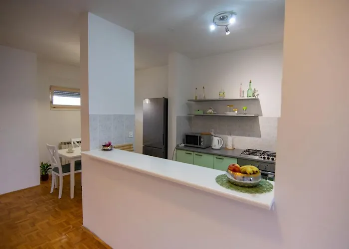 Danny דירה זאדאר