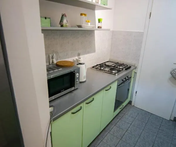 Danny דירה זאדאר