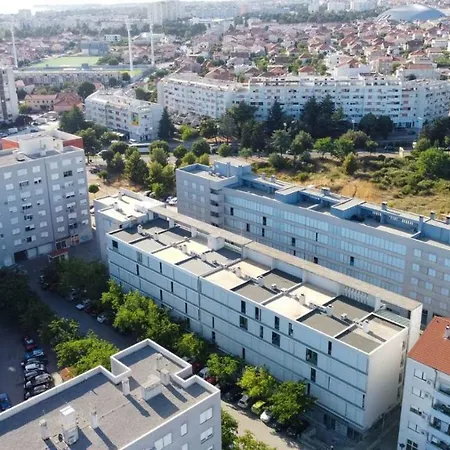 Danny Apartman *